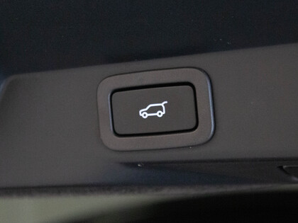 used 2022 Land Rover Range Rover Sport car, priced at $57,900
