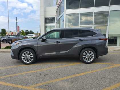 used 2024 Toyota Highlander car, priced at $64,995