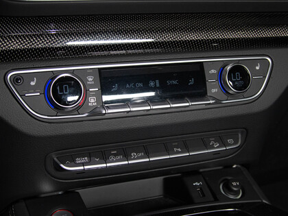 used 2021 Audi SQ5 car, priced at $43,900