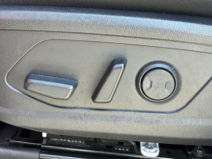 used 2022 Kia Sorento car, priced at $29,800