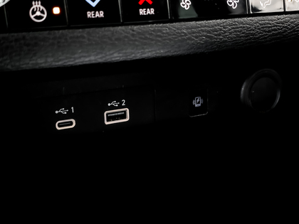 used 2023 Mitsubishi Outlander PHEV car