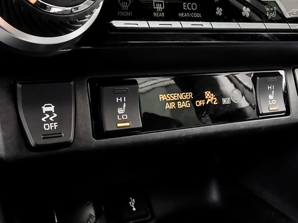 used 2020 Toyota RAV4 car, priced at $30,995