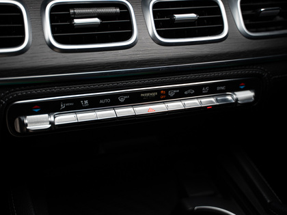 used 2021 Mercedes-Benz GLE car, priced at $53,900