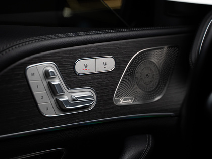 used 2021 Mercedes-Benz GLE car, priced at $53,900