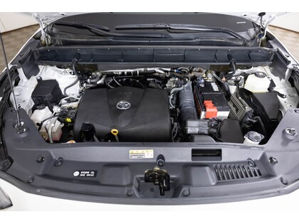 used 2020 Toyota Highlander car, priced at $41,998