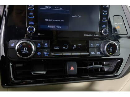 used 2020 Toyota Highlander car, priced at $41,998