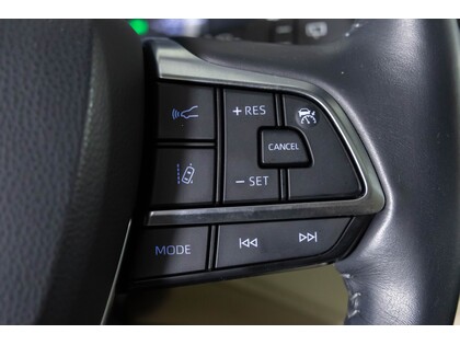 used 2020 Toyota Highlander car, priced at $41,998