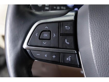used 2020 Toyota Highlander car, priced at $41,998
