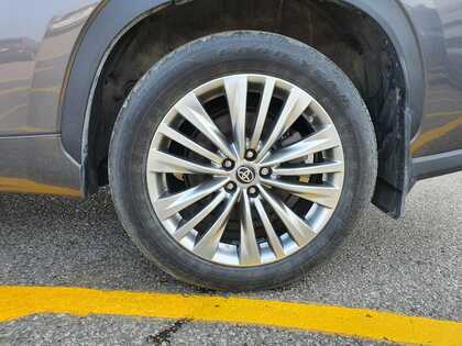 used 2024 Toyota Highlander car, priced at $63,995