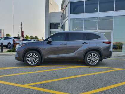 used 2024 Toyota Highlander car, priced at $63,995
