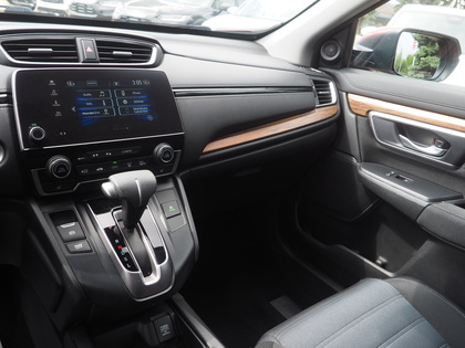 used 2017 Honda CR-V car, priced at $25,900