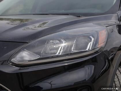 used 2022 Ford Escape car, priced at $24,900