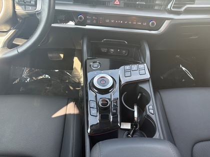 used 2024 Kia Sportage Hybrid car, priced at $37,998
