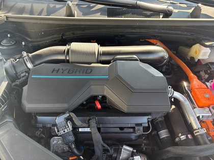used 2024 Kia Sportage Hybrid car, priced at $37,998