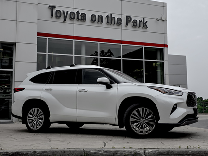 used 2022 Toyota Highlander car, priced at $44,495