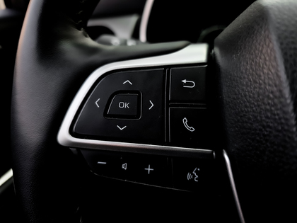 used 2025 Toyota Highlander car, priced at $64,995