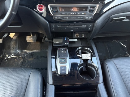 used 2021 Honda Pilot car, priced at $36,998