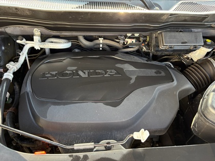 used 2021 Honda Pilot car, priced at $36,998