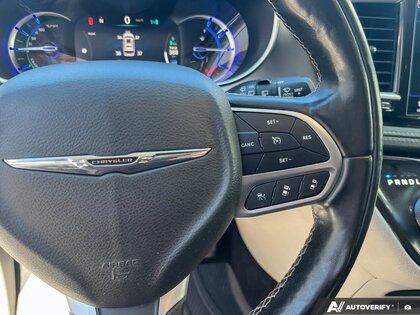 used 2022 Chrysler Pacifica Hybrid car, priced at $37,681