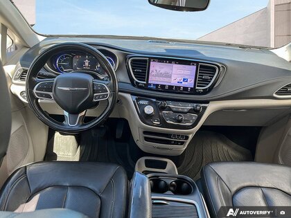 used 2022 Chrysler Pacifica Hybrid car, priced at $37,681
