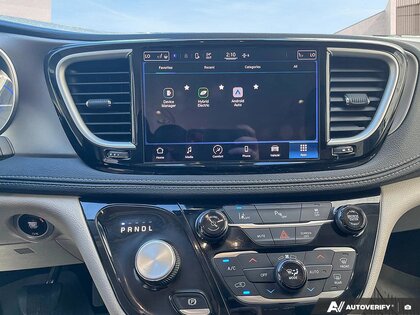 used 2022 Chrysler Pacifica Hybrid car, priced at $37,681