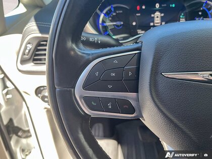 used 2022 Chrysler Pacifica Hybrid car, priced at $37,681