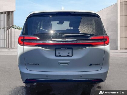 used 2022 Chrysler Pacifica Hybrid car, priced at $37,681