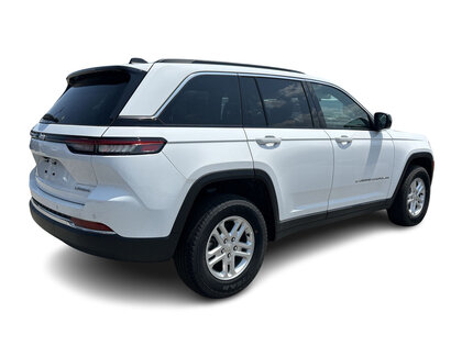 used 2024 Jeep Grand Cherokee car, priced at $54,999