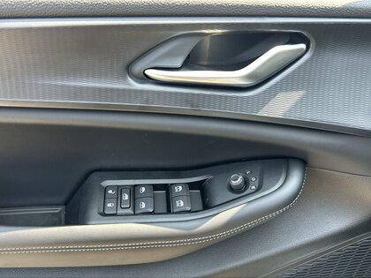 used 2024 Jeep Grand Cherokee car, priced at $54,999