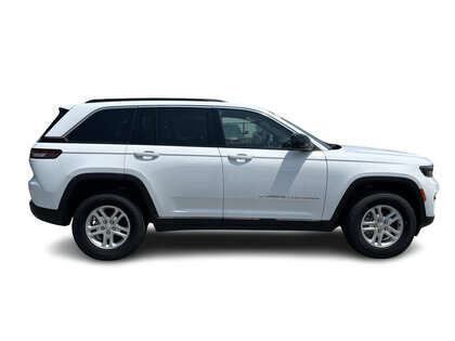 used 2024 Jeep Grand Cherokee car, priced at $54,999