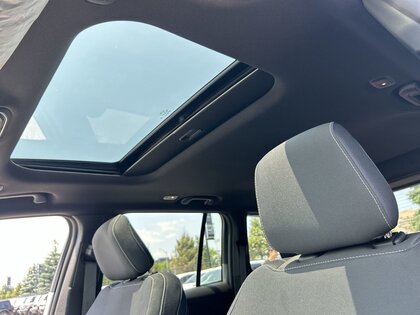 used 2024 Jeep Grand Cherokee car, priced at $54,999