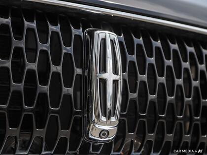 used 2023 Lincoln Nautilus car, priced at $42,884