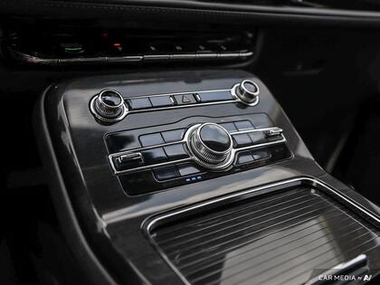 used 2023 Lincoln Nautilus car, priced at $42,884