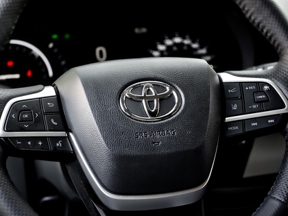 used 2025 Toyota Sienna car, priced at $56,995