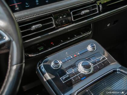 used 2022 Lincoln Nautilus car, priced at $38,600