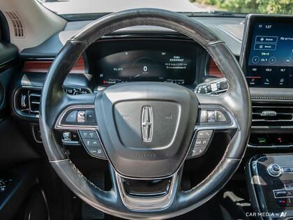 used 2022 Lincoln Nautilus car, priced at $38,600