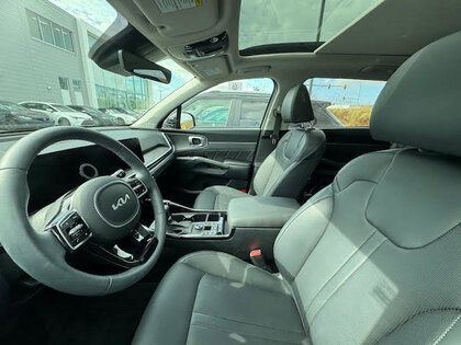 used 2025 Kia Sorento car, priced at $47,399