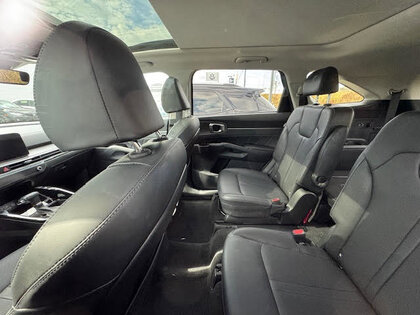 used 2025 Kia Sorento car, priced at $47,399
