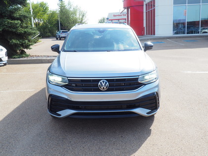 used 2023 Volkswagen Tiguan car