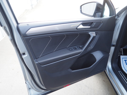 used 2023 Volkswagen Tiguan car