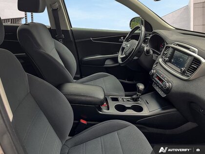used 2019 Kia Sorento car, priced at $22,416