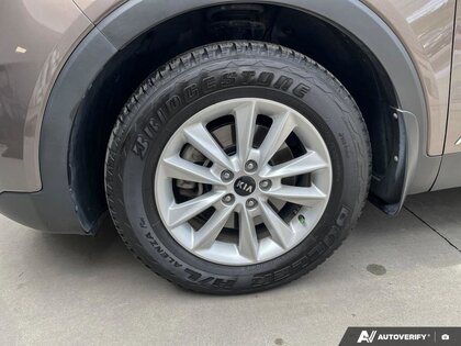 used 2019 Kia Sorento car, priced at $22,416