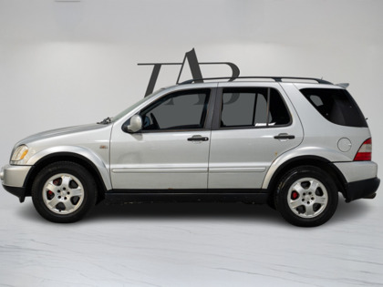 used 2000 Mercedes-Benz ML55 AMG car, priced at $2,900