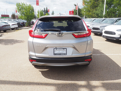 used 2017 Honda CR-V car