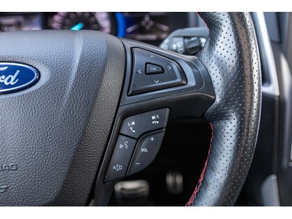 used 2022 Ford Edge car, priced at $33,988