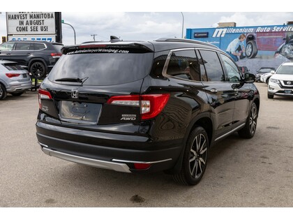 used 2022 Honda Pilot car, priced at $45,988