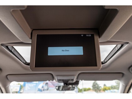 used 2022 Honda Pilot car, priced at $45,988