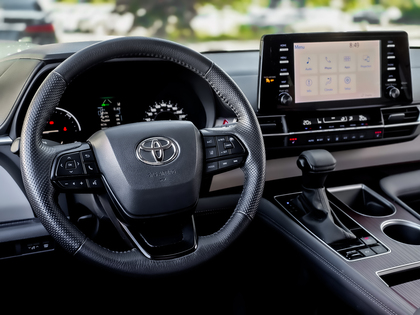 used 2024 Toyota Sienna car, priced at $58,495