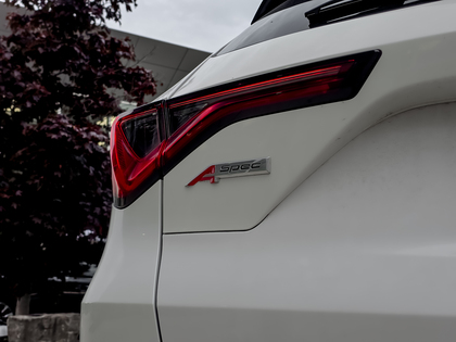 used 2023 Acura MDX car, priced at $54,995
