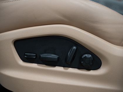 used 2022 Porsche Cayenne car, priced at $76,900